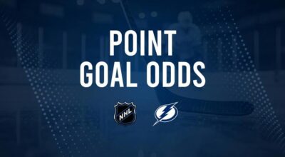 Will Brayden Point Score a Goal Against the Avalanche on November 25?