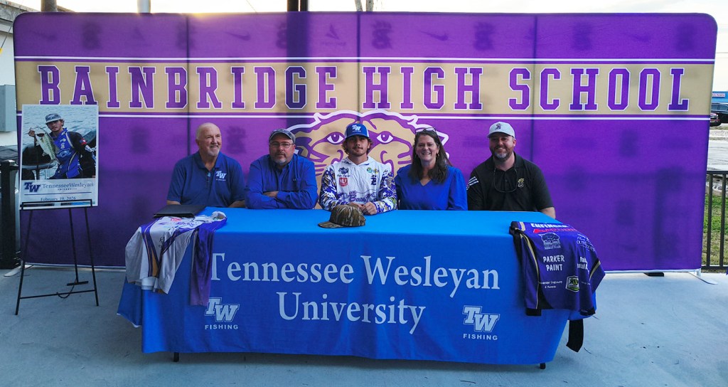 Brennan Enfinger signs to Tennessee Wesleyan University